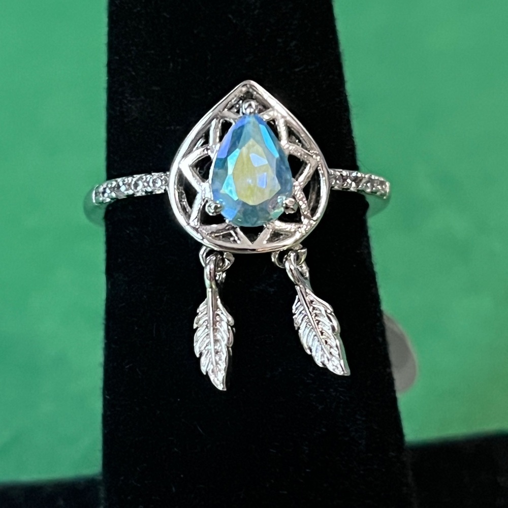 Fragrant Jewels Silver Dreamcatcher Ring with Opalescent Stone
